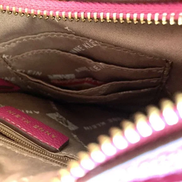 Ann Klein Pink Bag with Coin Purse - Picture 10 of 12